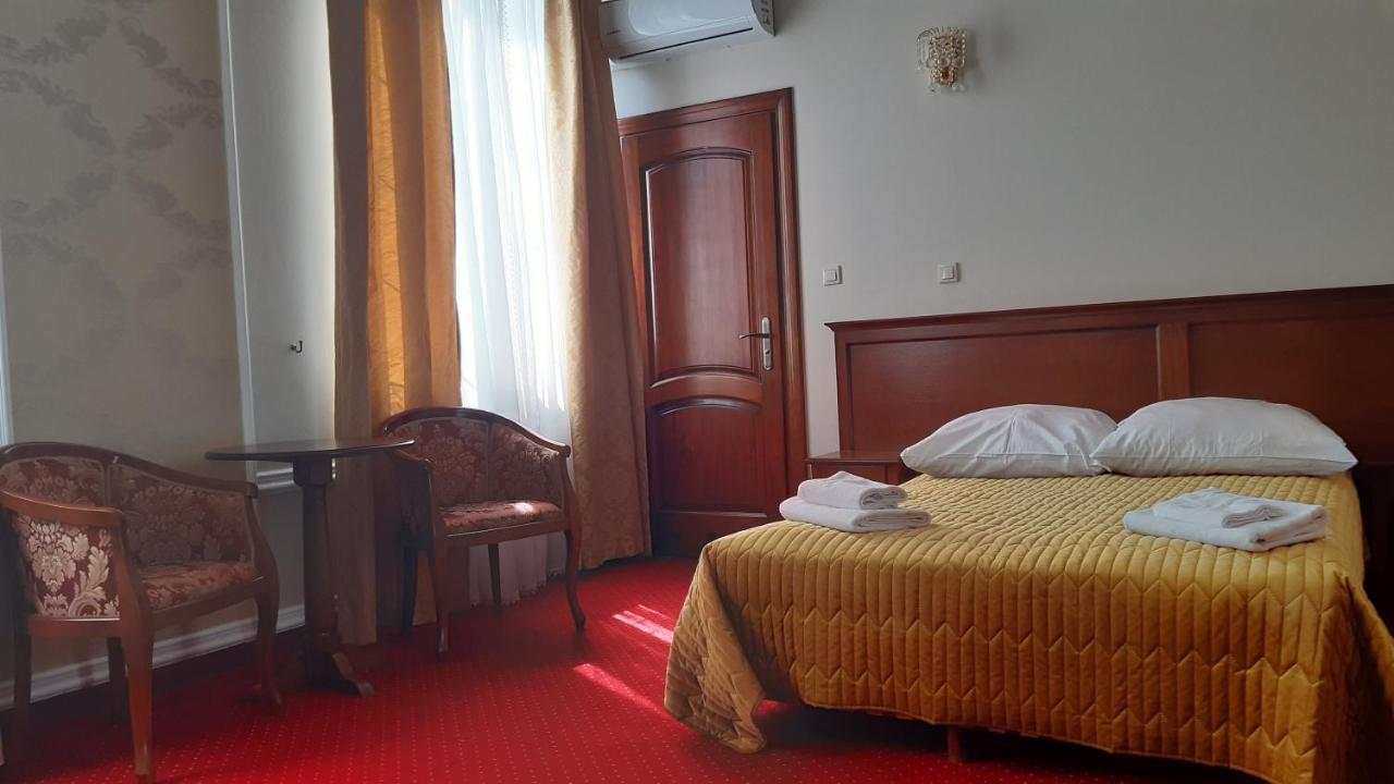 Dworek Vesaria Lublin Exterior foto
